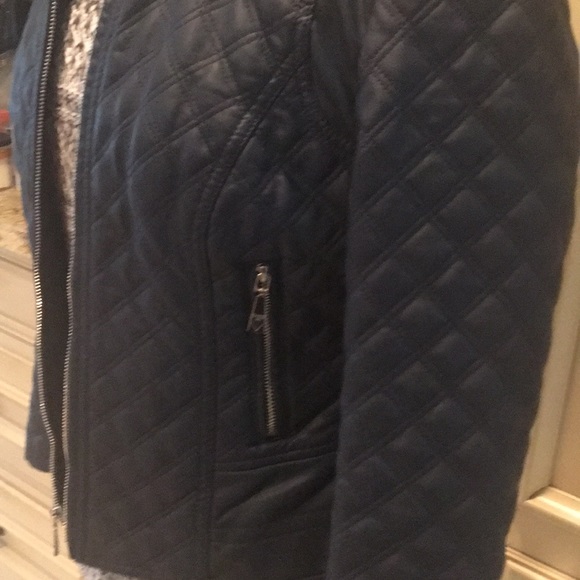 Guess Faux leather jacket - Picture 4 of 8